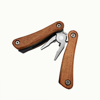 Mini-pince pliante 8-en-1 en acier inoxydable avec poignée en bois, dentelée, pour camping, extérieur, EDC, avec lumière LED, personnalisable OEM