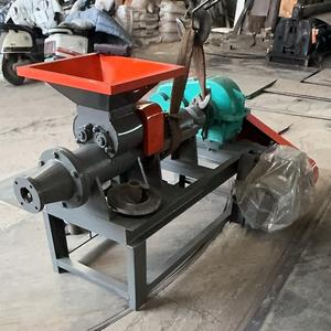 Machine d'extrusion de <span class=keywords><strong>charbon</strong></span> à haute efficacité avec extrudeuse à vis et four de carbonisation intégré - Product Image 5