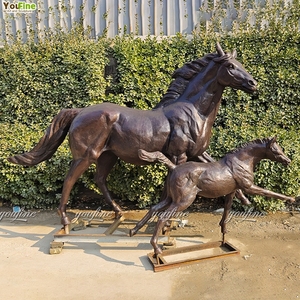 Estatua de Caballo de Bronce, Escultura de Cría y Potro a Tamaño Real, Caballos Galopantes de Bronce Fundido, Decoración de Jardín para Exteriores, Arte Hecho a Mano - Product Image 1