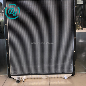 Radiateur de pelle hydraulique EexcavaStart PC200-5, réservoir d'eau ASSY, pièce 206-03-51111, noyau en aluminium durable, refroidissement efficace - Product Image 1