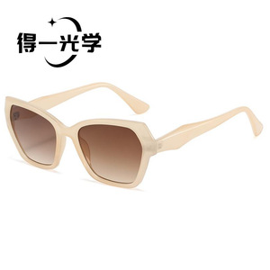 Polygonal <b>Sunglasses</b> For Women UV400 Protection Type 3 Sunshades PC Frame AC Lens - Product Image 1