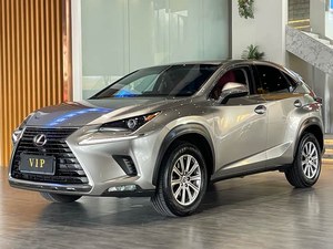 Lexus NX 200 2020, Edición Comfort, Tracción Delantera, SUV Elegante, Volante a la Izquierda, Auto Usado en Venta, Autos <span class=keywords><strong>Baratos</strong></span> - Product Image 3