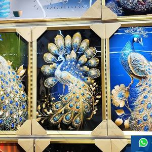 Decoración Moderna de Lujo, Arte de Pared de Porcelana con Cristales en Forma de Mariposa - Product Image 3