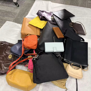 Borsa da Spiaggia di Lusso Usata di Marca Famosa, <span class=keywords><strong>in</strong></span> <span class=keywords><strong>Rafia</strong></span> a Righe, Grande Capacità, Stile Casual per Vacanze - Product Image 1