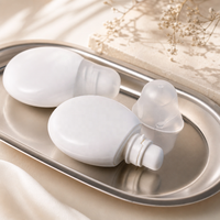 Gloss à lèvres et huile à lèvres en flacon blanc mat en forme d'ampoule avec bouchon translucide givré et embouts applicateurs à presser – Vente en gros, OEM, logo personnalisé, cosmétiques