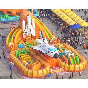 Tobogán inflable para exteriores con pared de escalada para niños de 4 a 6 años, hecho a medida - Product Image 2
