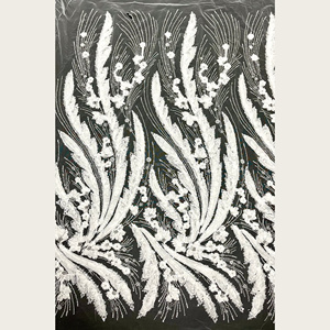 Tissu en dentelle de <span class=keywords><strong>tulle</strong></span> brodé de fleurs 3D blanches G3663 avec perles et paillettes pour robes de mariée, robes de soirée, couture nuptiale - Product Image 3