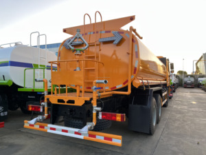 Camion-citerne Shacman F3000 6x4 340HP Weichai Diesel 25000 Litres 25m³ 10 Roues pour l'arrosage - Product Image 4