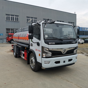 <span class=keywords><strong>Moins</strong></span> <span class=keywords><strong>cher</strong></span> Mini4x28m ³ camion-citerne de <span class=keywords><strong>carburant</strong></span> Diesel essence huile camion-citerne camion de transport camion de distribution de <span class=keywords><strong>carburant</strong></span> Mobile - Product Image 4
