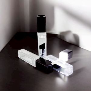 Tubes brillants à lèvres à lumière LED orgue végétalien sans cruauté - Product Image 6