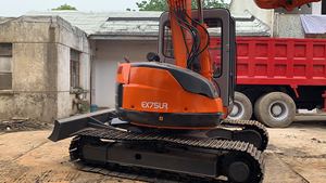 USATO HITACHI EX75UR ZX70 ZX60 ESCAVATORE/HITACHI EX75 EX75UR EX75UR-5 EX100 EX100WD EX120 EX200 Escavatore Cingolato IN VENDITA - Product Image 2