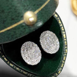 Pendientes de Diamantes Ovalados en Oro Blanco, Joyería Clásica de Boda para Mujer, con Engaste Circular, Pendientes Finos - Product Image 3