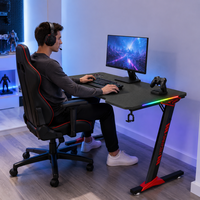 Bureau de travail ergonomique AOR conçu spécifiquement pour les compétitions d'e-sport, effet d'éclairage RVB, robuste et durable