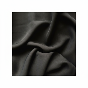 Tissu en polyester doux pour la confection d'abayas, de robes modestes et de vêtements de mode – Matière lisse et confortable pour l'habillement - Product Image 1