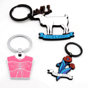 Porte-clés en métal tendance, motif dessin animé, étanche, petit cadeau délicat, vente en gros - Product Image 3