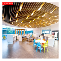 Panel de Techo Lineal con Tira Cuadrada de Aluminio Ondulado 3D, Panel de Madera, Metal Suspendido para Sala Moderna, Hoteles Falsos al Aire Libre