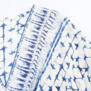 ZATRHMBM, ropa de mujer de primavera y otoño, novedad de 2025, vestido estampado de línea dorada, minivestido informal Retro con cuello en V para mujer - Product Image 4