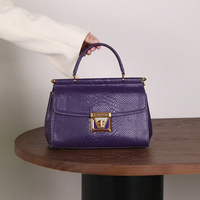Sac fourre-tout portable de grande capacité à motif serpent uni de style européen et américain avec fermeture à vis