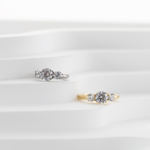 Luxuriöse 18K Vergoldete Titan-Schmuckstücke Zirkon-Creolen Daith-Knorpel-Piercing für Frauen - Product Image 2