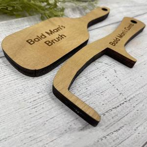 Pettine in Legno Ecologico MNQ con Design <span class=keywords><strong>Divertente</strong></span> Intagliato e Stampa Serigrafica - <span class=keywords><strong>Regalo</strong></span> Moderno <span class=keywords><strong>per</strong></span> Uomini Calvi - Product Image 4