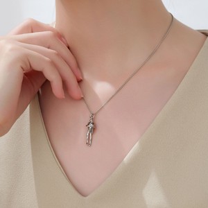 Collier JOYFFO JOYFFO BrassTrendy « Étreinte de Mère » plaqué or, chaîne à maillons – <span class=keywords><strong>Cadeau</strong></span> <span class=keywords><strong>sentimental</strong></span> idéal pour la fête des Mères - Product Image 5