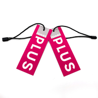 Étiquette volante de qualité supérieure Guangzhou Swing Tags Vêtements Hangtags Eco Friendly Swing Tags Etiquette Autocolante logo