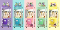 Machines de jeu de grue personnalisables, choix de couleurs, effets lumineux LED, designs thématiques pour les zones de divertissement familiales, 1 an d'assistance éducative