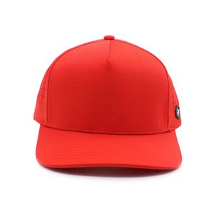 Gorra Deportiva de Alta Calidad con 5 Paneles, Parche de Goma con Logotipo, Visera Curva, Impermeable, con Orificios Cortados con Láser, Perforada, Roja, de Béisbol - Product Image 2