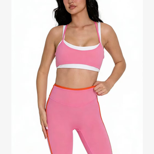 Conjunto Deportivo de Yoga Personalizado OEM de 2 Piezas para Mujer, Top Cruzado de Doble Capa con Contraste y Leggings Deportivos con Relleno Extraíble - Product Image 2