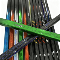 Nouveaux bâtons de hockey sur glace en fibre de carbone légère, modèle Fly, plusieurs tailles, prix d'usine, bâton de hockey sur glace JR P28 P92 40 50 Flex