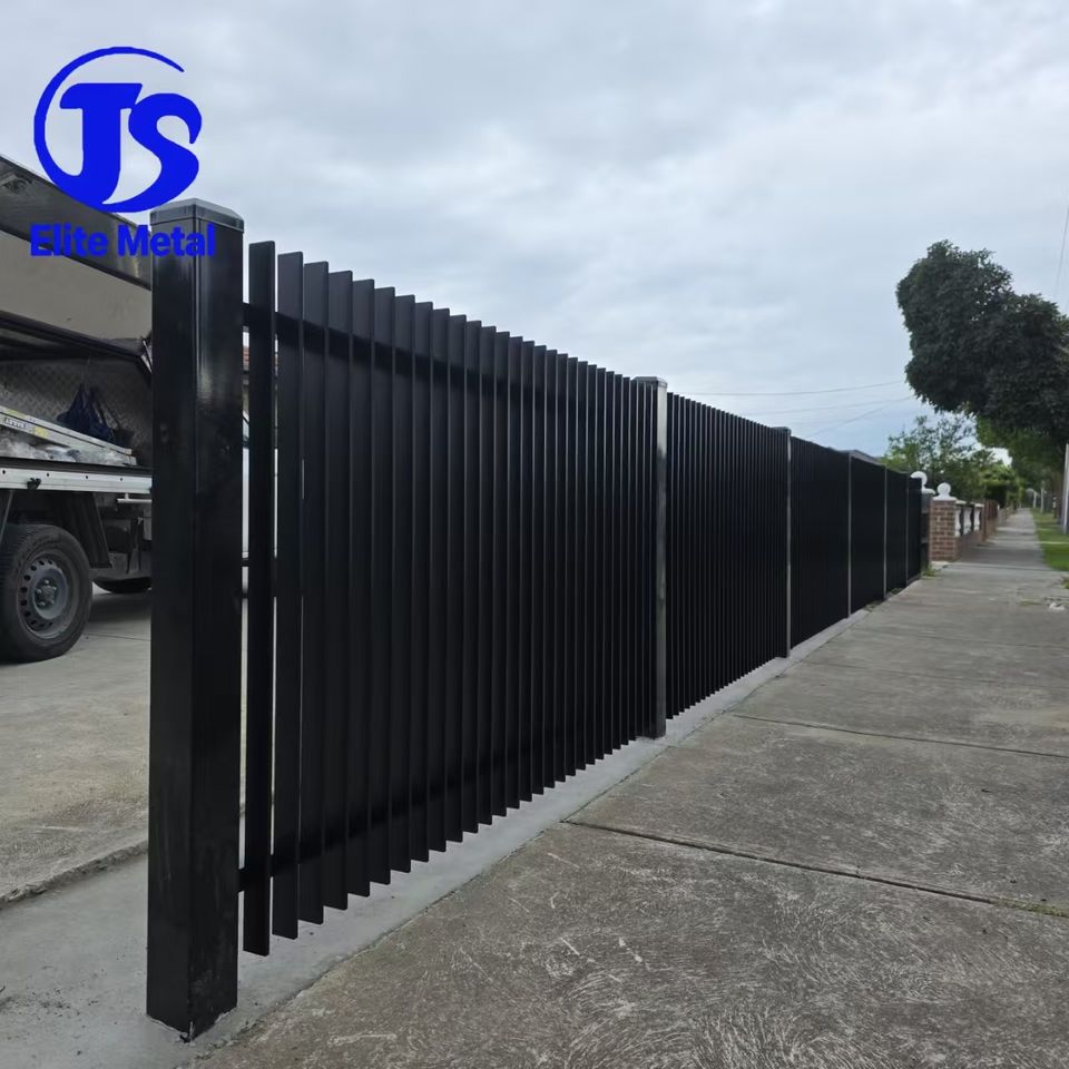 Modern Decorative Aluminium Vertical Blade Fence 6063 Alloy Vertical ...