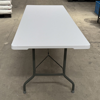 Table de pique-nique portable en plastique blanc de 72 pouces (6 pieds) pour l'extérieur et le jardin, vente en gros directe usine