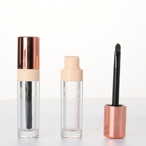 Usine En Gros Professionnel Vide Brillant À Lèvres Tube <span class=keywords><strong>D</strong></span>'ombrage Conteneur avec de L'<span class=keywords><strong>alun</strong></span> Brosse - Product Image 1