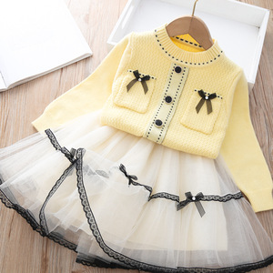 <span class=keywords><strong>Ropa</strong></span> de Otoño Invierno 2022 para Niñas <span class=keywords><strong>al</strong></span> <span class=keywords><strong>por</strong></span> <span class=keywords><strong>Mayor</strong></span>, Suéter de Punto de Manga Larga con Cuello Redondo, Falda Plisada, Conjunto de 2 Piezas - Product Image 3