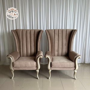 Sofà <span class=keywords><strong>moderno</strong></span> minimalista di alta qualità dal Design creativo imbottito elegante in velluto morbido e Design per il tempo libero - Product Image 1