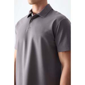 T-shirt basique pour homme en coton gris foncé, épais, doux, texturé, col polo, coupe ample - 88381 - Gris foncé - Product Image 2