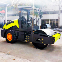 Compacteur vibrant autoporté BM6000S 6 tonnes avec roues avant en acier et pneus arrière, moteur Changchai, système hydraulique importé