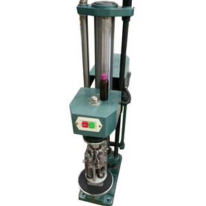 Machine <span class=keywords><strong>de</strong></span> scellage semi-automatique pour bouteilles <span class=keywords><strong>de</strong></span> whisky et <span class=keywords><strong>de</strong></span> <span class=keywords><strong>vin</strong></span> en verre avec couvercle en aluminium, machine <span class=keywords><strong>de</strong></span> capsulage et <span class=keywords><strong>de</strong></span> verrouillage - Product Image 2
