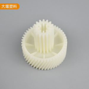 Grands engrenages en plastique A71 4716 dents pour hachoir à viande en POM - Product Image 2