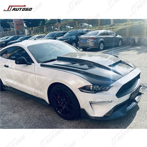 Modification automobile Conversion Remise à neuf Capot en fibre de carbone pour <span class=keywords><strong>Ford</strong></span> <span class=keywords><strong>Mustang</strong></span> 2015-2022 Mise à niveau au style TF - Product Image 3
