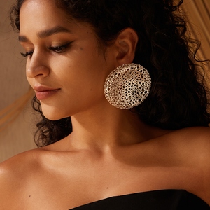 Anting Tusuk Bentuk Kesemek Besar Model Berongga, Perhiasan Kuningan Tebal untuk Wanita - Product Image 5