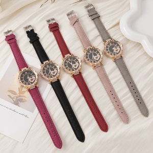 Diamond-inlaid Mother-of-<b>Pearl</b> Simple and Stylish Quartz <b>Watch</b> - Product Image 1