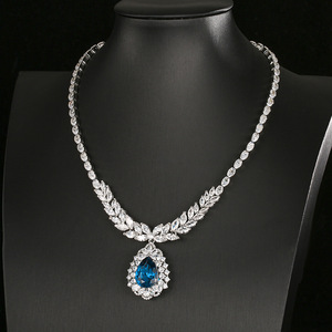 Collar con Colgante de Zirconia Colorida en Forma de Gota de Agua de 13*18mm, Chapado en Platino y Cobre, Antideslustre, Joyería Moderna para Fiestas, Venta al Por Mayor - Product Image 5