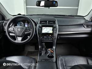 Toyota Camry Híbrido Sedán 2015, Vehículo de Gasolina y Eléctrico, Altamente Confiable, Bajo Consumo de Combustible, en Excelentes Condiciones - Product Image 4