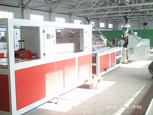 WOLJIA двухшнековый ПВХ угловой экструдер для <span class=keywords><strong>WPC</strong></span> профиля 380 В имитационная мраморная линия - Product Image 4