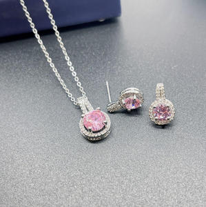 Nouveau collier pendentif en acier inoxydable plaqué or 18 carats avec zircon collier étanche en diamant coloré pour femmes bijoux de mode - Product Image 4