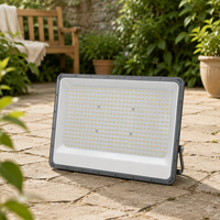 Projecteur LED extérieur étanche IP66 400W en aluminium léger haute luminosité avec télécommande pour entrepôt et aménagement paysager, blanc