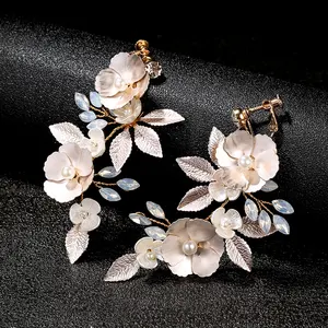 LUOXIN Fashion pearl floral ear cuff cartilage clay flower bridal earrings