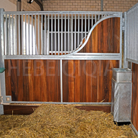 Panneaux de porte à charnières en acier galvanisé avec remplissage en bambou pour box de chevaux, taille 2x3m, galvanisation à chaud et revêtement en poudre