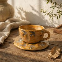Ensemble tasse et soucoupe à café en céramique artisanale de style vintage, design floral, pour la maison, idéal pour le thé de l'après-midi